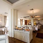 אתר נופש Mabely Grand 5*