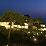 Mabely Grand אתר נופש