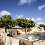 אתר נופש Mabely Grand Kampi (Zakynthos)