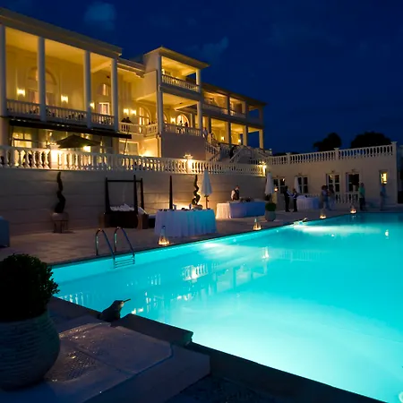 Resort Mabely Grand