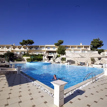 منتجع Mabely Grand Kampi (Zakynthos)