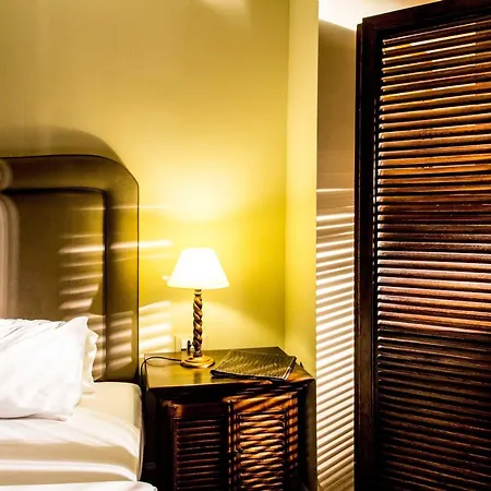 Mabely Grand منتجع 5*